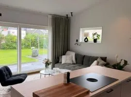 Modern nybyggd lägenhet med hotellkänsla intill sjön Gerdsken
