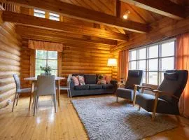 Villa Varpunen - Peaceful 2BR Cabin with Sauna