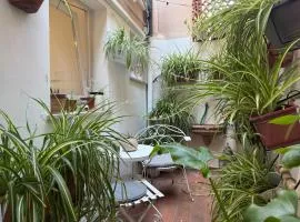 F015 - Fano, monolocale in pieno centro con aria condizionata