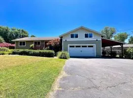 Dream Backyard Family home-Swim Spa-Gym-EV Charging