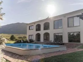 Luxury 5-Bedroom Villa with Private Pool Tennis Court