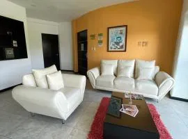Apartment with Pool, Gym & A/C