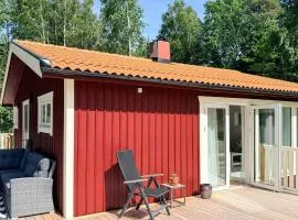 6 person holiday home in HENÅN