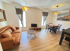 Renovated designer apartment Historic center 4 people