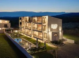 Pnoe Boutique suites