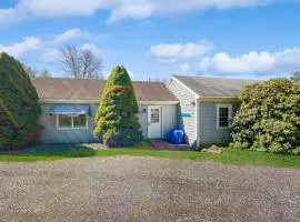 Charming, single-level getaway with a full kitchen, fast WiFi, & grassy yard