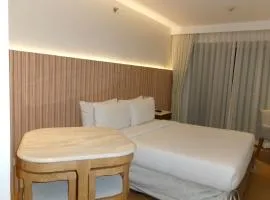 Alasra Suites