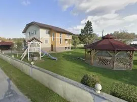 Private Apartment with Separate Entrance