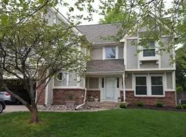 Private Room Shared Bath Pet Friendly KC Area