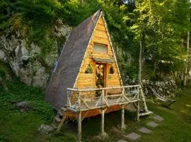 D'Tente Sky lodge Chalet en Ariège insolite avec vue montagne, calme, nature et ciel étoilé