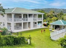 Appartement spacieux à Rivière-Salée avec accès piscine, 80 m²
