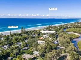 Driftwood Beach House - 2 mins to beach