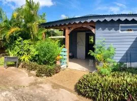 Bungalow accueillant à Sainte-Anne avec jardin