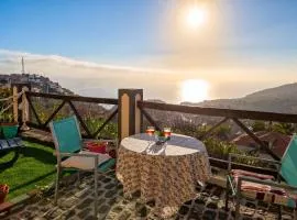 Charming lodge in Ponta do Sol with private pool