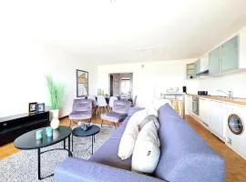 Spacious 6 Person Apartment Near Leuven Center