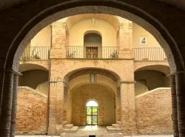 Dimora Palazzo De Luca - Intra Alborgodiffuso - Loft di Charme del 700 con Vasca doppia e Camino
