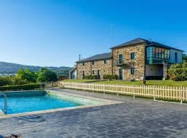 Luxurious Villa in Outeiro - Private Pool