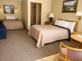 Room 29-1 Queen 1 Full Suite-Woodland Motor Lodge