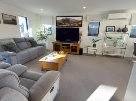 Family & Business Stay, near Lincoln University
