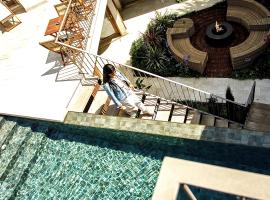 &Tales Villas Collection Óbidos - With Hotel Service and Breakfast，位于奥比多斯的酒店