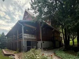 EriVio Stays-Riverfront-Full Property