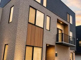 Stunning Townhome in Centerville/Farmington UT