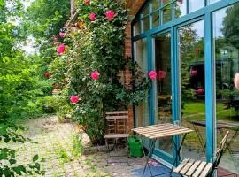 Ferien am Schloss - Wohnung 8 "der Schafstall", Ferienwohnung am Badesee