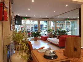 新卡斯蒂略酒店，位于门多萨的酒店