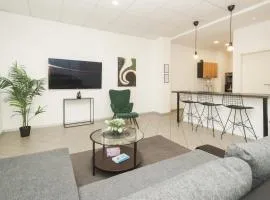 Apartment Central 10D 55qm Wi-Fi free Parking calm back house