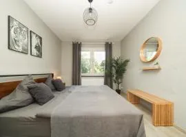 Apartment Central 10H 75qm Wi-Fi free Parking
