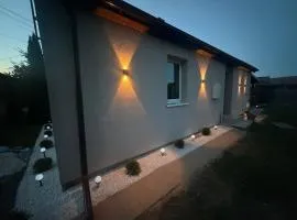 Dom nad jeziorem Krasne