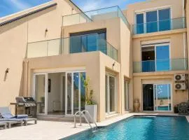 Sea-View Villa with Infinity Pool Algiers