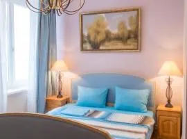 Spacious House in Central Sofia with Garden