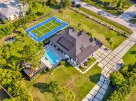 Grand Palm Villa Resort concept Pool Piano Sports Court