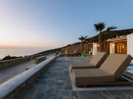 Naxos Royal Villas