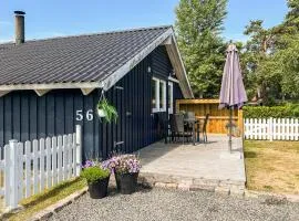Gorgeous Home In Væggerløse With Sauna