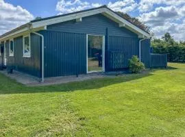 3 Bedroom Nice Home In Hals