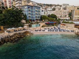 Buzë Boutique Hotel,位于萨兰达的酒店