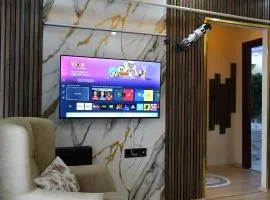 Poli House