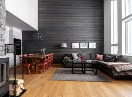 Spacious Slopeside Home with Sauna