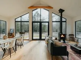 Trail's End - Modern and Private Cabin in the Wood