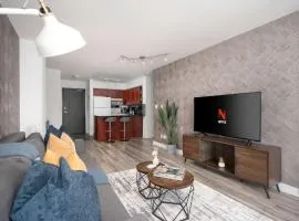 Modern King Suite Steps to Eaton Centre