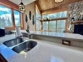 3BR Townhome Ski In Ski Out Pool Hot Tub