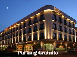 斯考特而瓜迪亚纳酒店，位于雷阿尔城雷阿尔城主广场附近的酒店