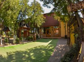Stizhok Hotel & Restaurant，位于Berehomet的酒店