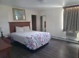 Canadiana Motel