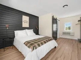 The Central Block Bend Motel