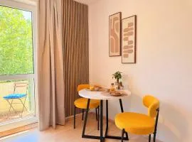 Cozy Studio in Stadt, Uni & Klinikum Nähe by CASTORA HOMES