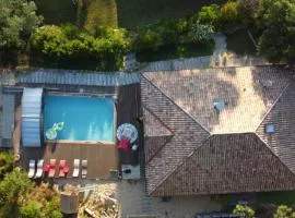 Les Chênes Lièges grande villa avec piscine