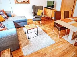 Lech Chic Chalet - Close to Slopes I